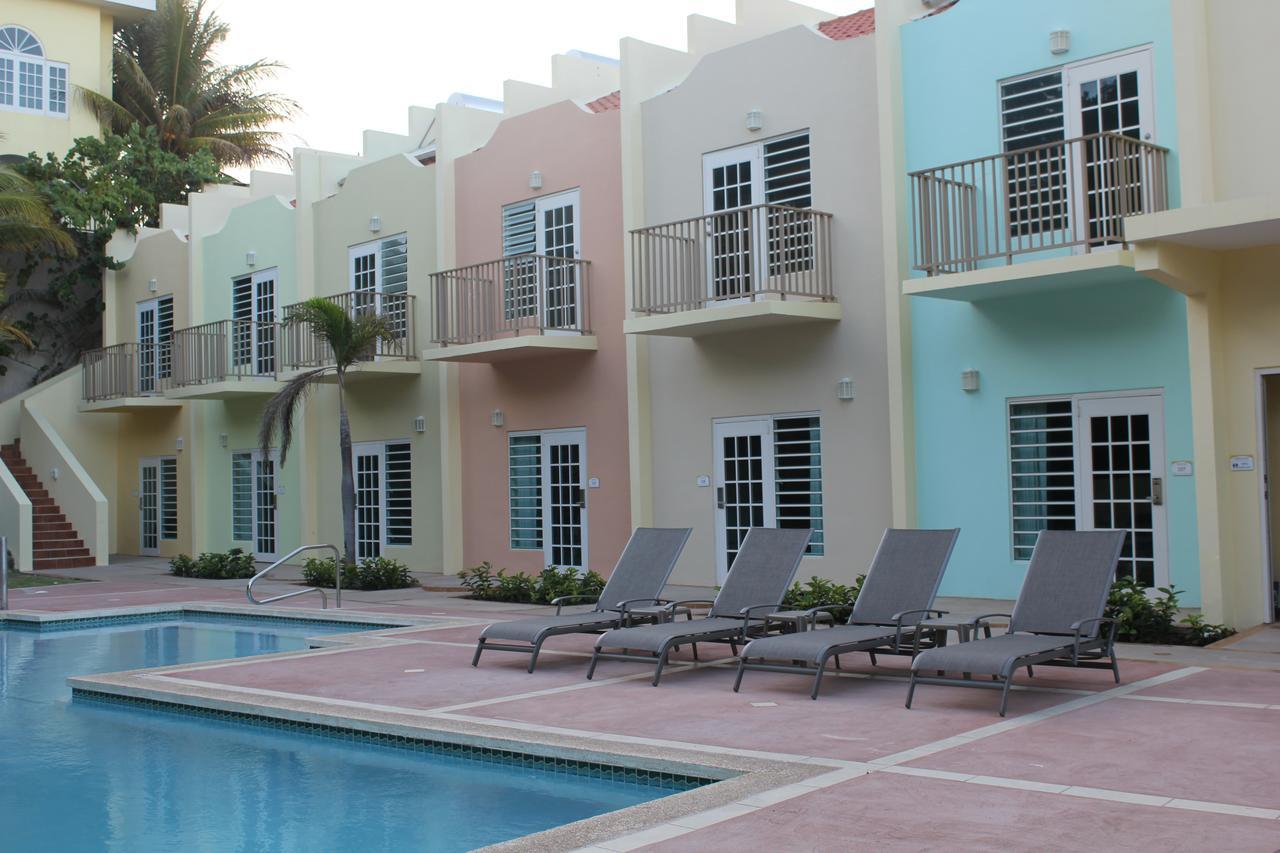 Hotel Lucia Beach Ябукоа Экстерьер фото